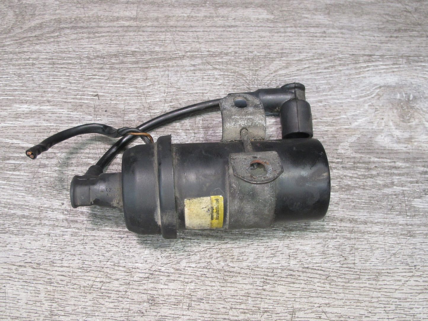 1984-1989 Porsche 928 Engine Ignition Coil w Wire & Bracket 0221118322