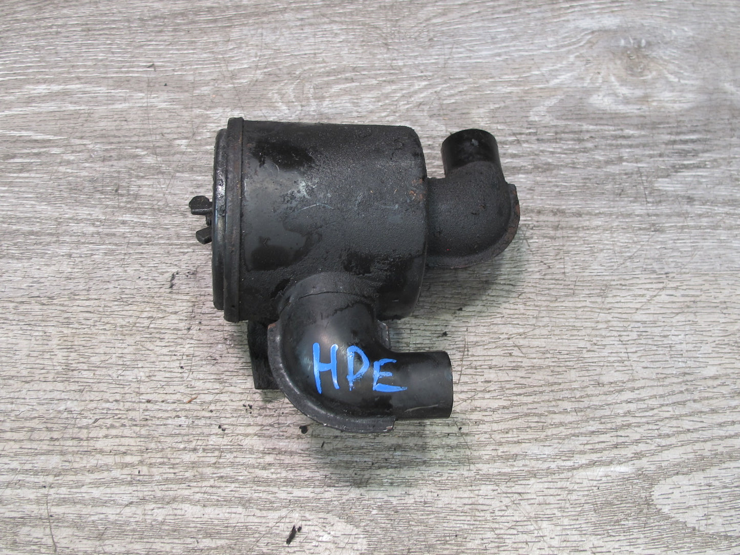 1984-1986 Porsche 928 S Smog Pump Air Cleaner Filter Canister 92811314500