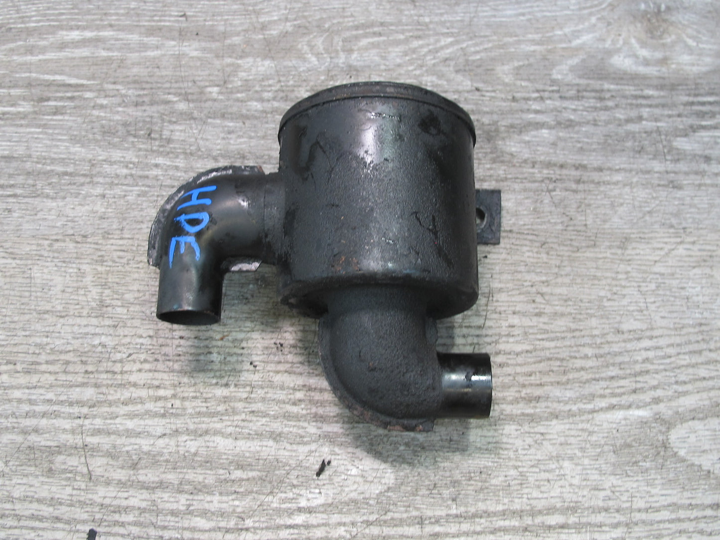 1984-1986 Porsche 928 S Smog Pump Air Cleaner Filter Canister 92811314500