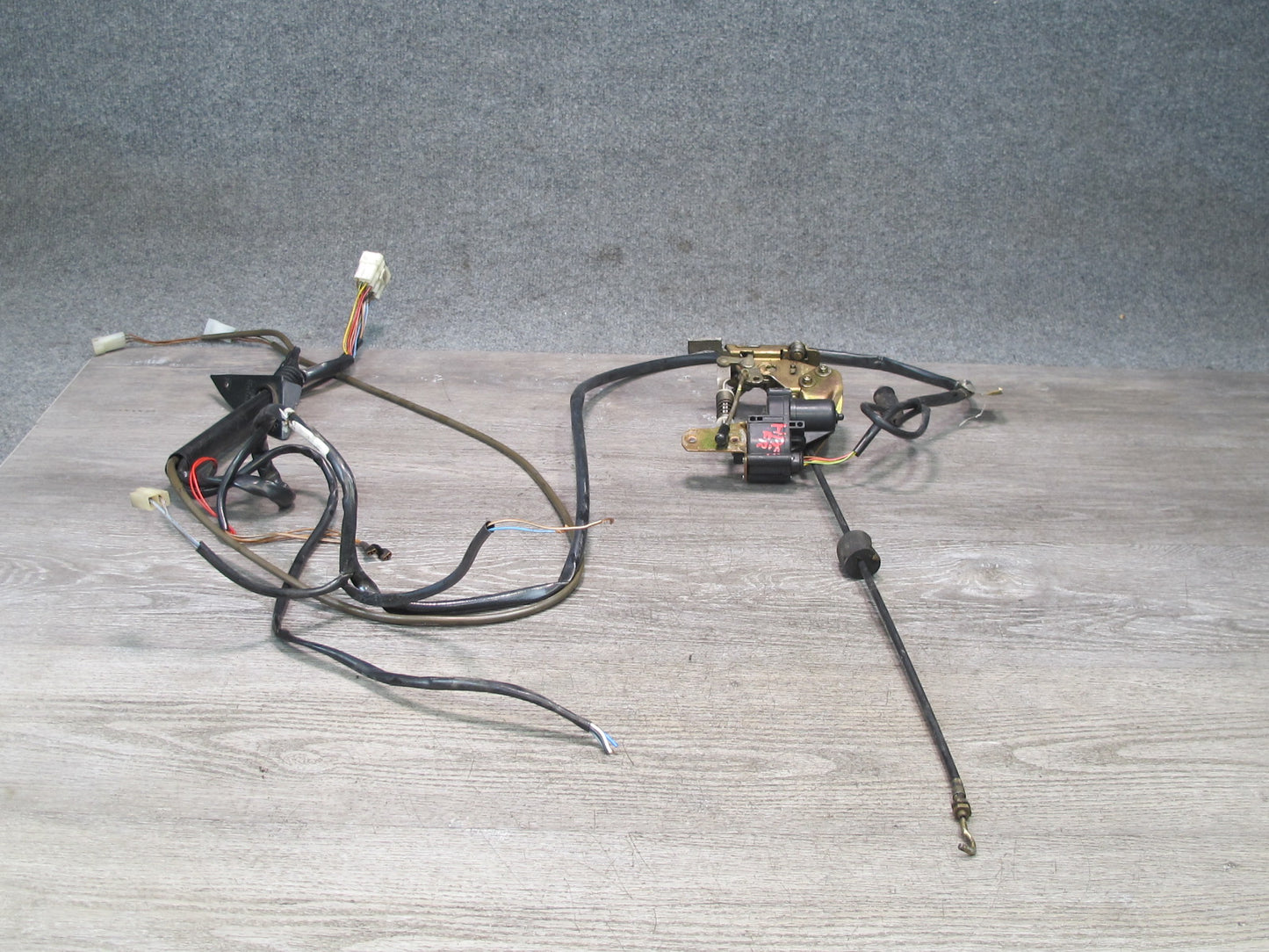 1983-1986 Porsche 928 S Right Door Lock Actuator Wire Wiring Harness Assembly