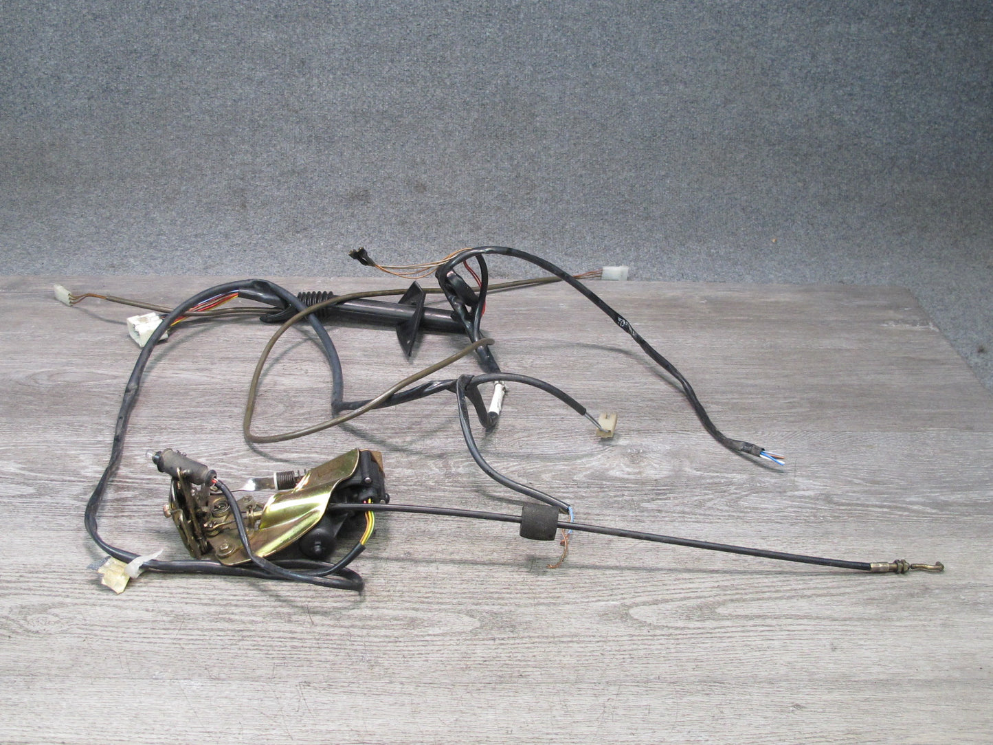 1983-1986 Porsche 928 S Right Door Lock Actuator Wire Wiring Harness Assembly