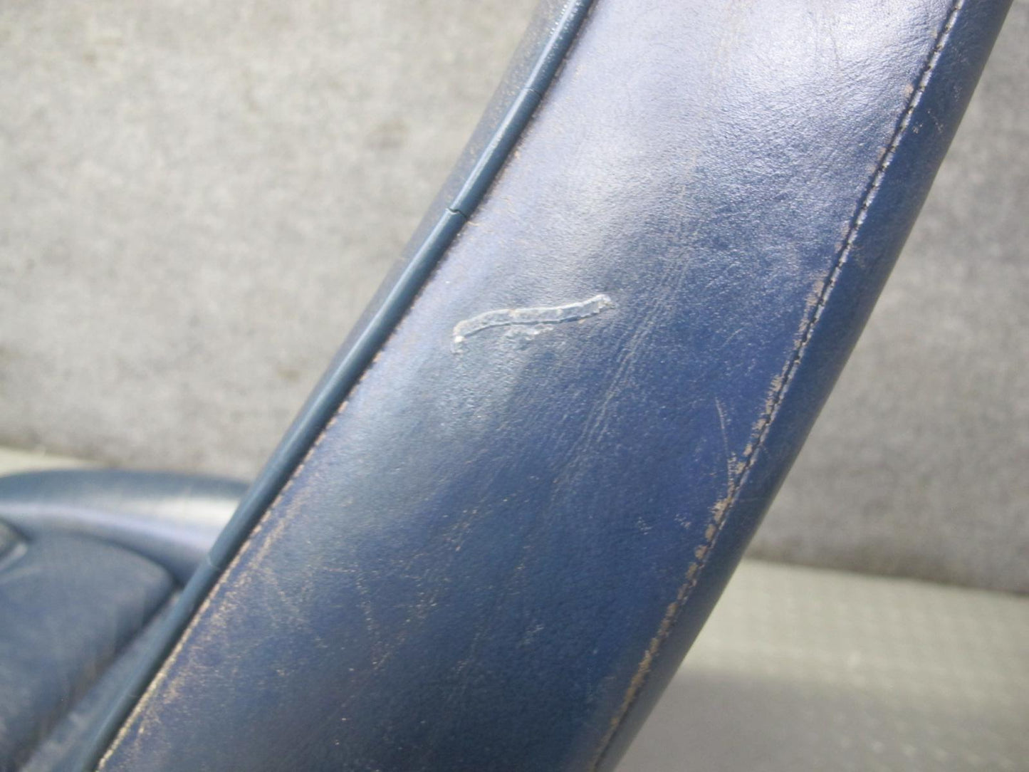 1985-1986 Porsche 928 S Set of 2 Front Left & Right Power Leather Seat Blue