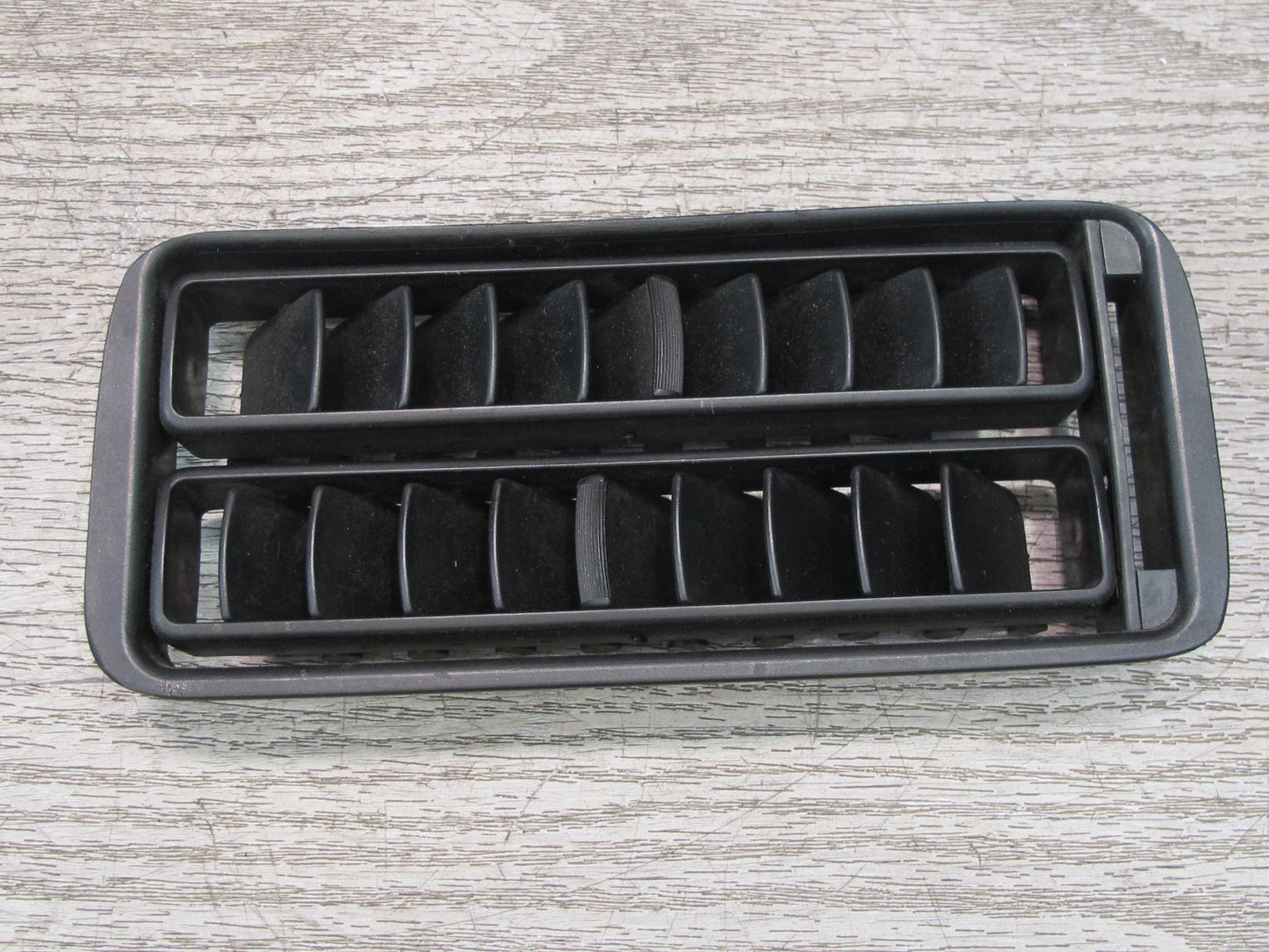 1984-1986 Porsche 928 S Center Console Left Right Door Air Vent Grille Set of 3