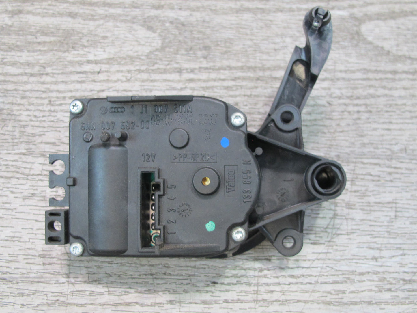 1999-2005 Porsche 911 996 A/C Heater Flap Door Actuator Motor Set of 4