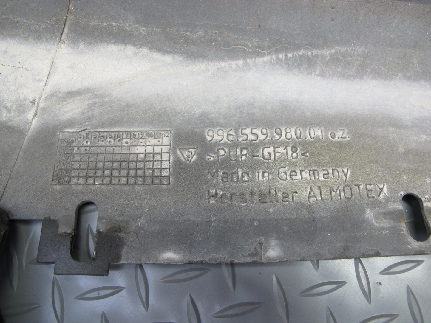 1999-2002 Porsche 911 996 Aero Left & Right Side Skirt Rocker Panel Molding Set