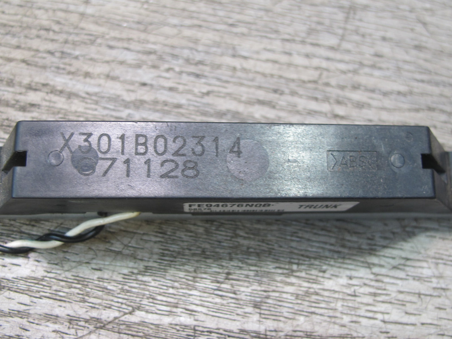 04-11 Mazda RX-8 Keyless Entry Antenna FE94-67-6N0B OEM