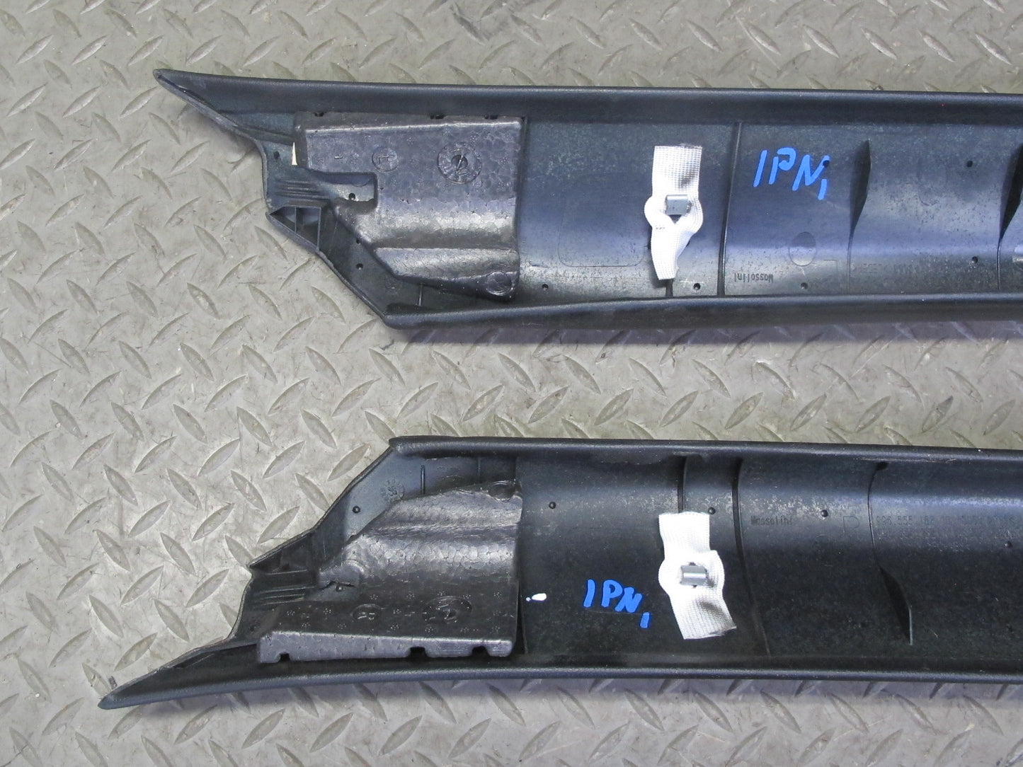 00-05 Porsche 911 996 Convertible Front Interior A Pillar Leather Trim Panel Set