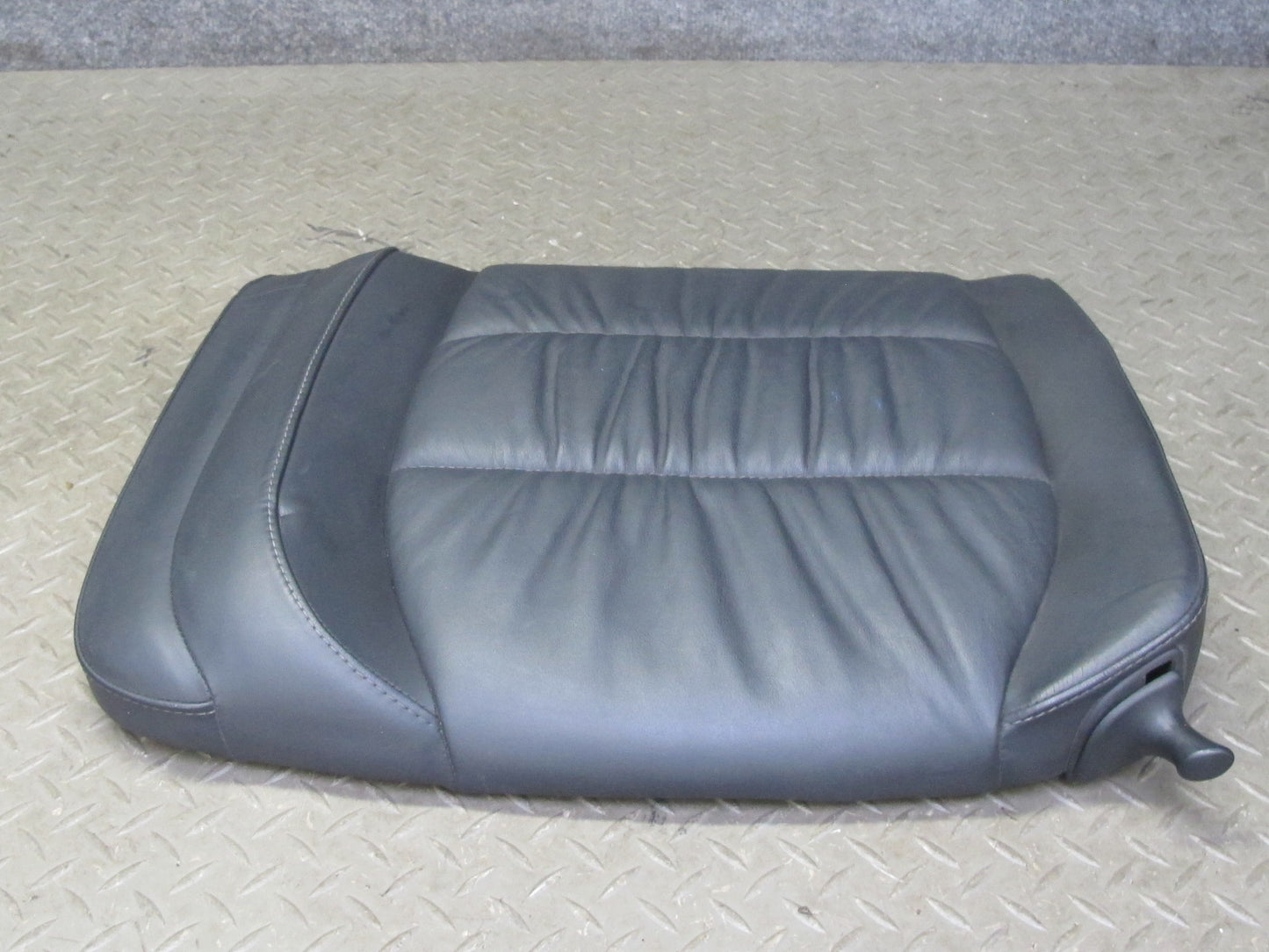 2002-2005 Porsche 911 996 Convertible Rear Right Seat Upper Leather Cushion Set