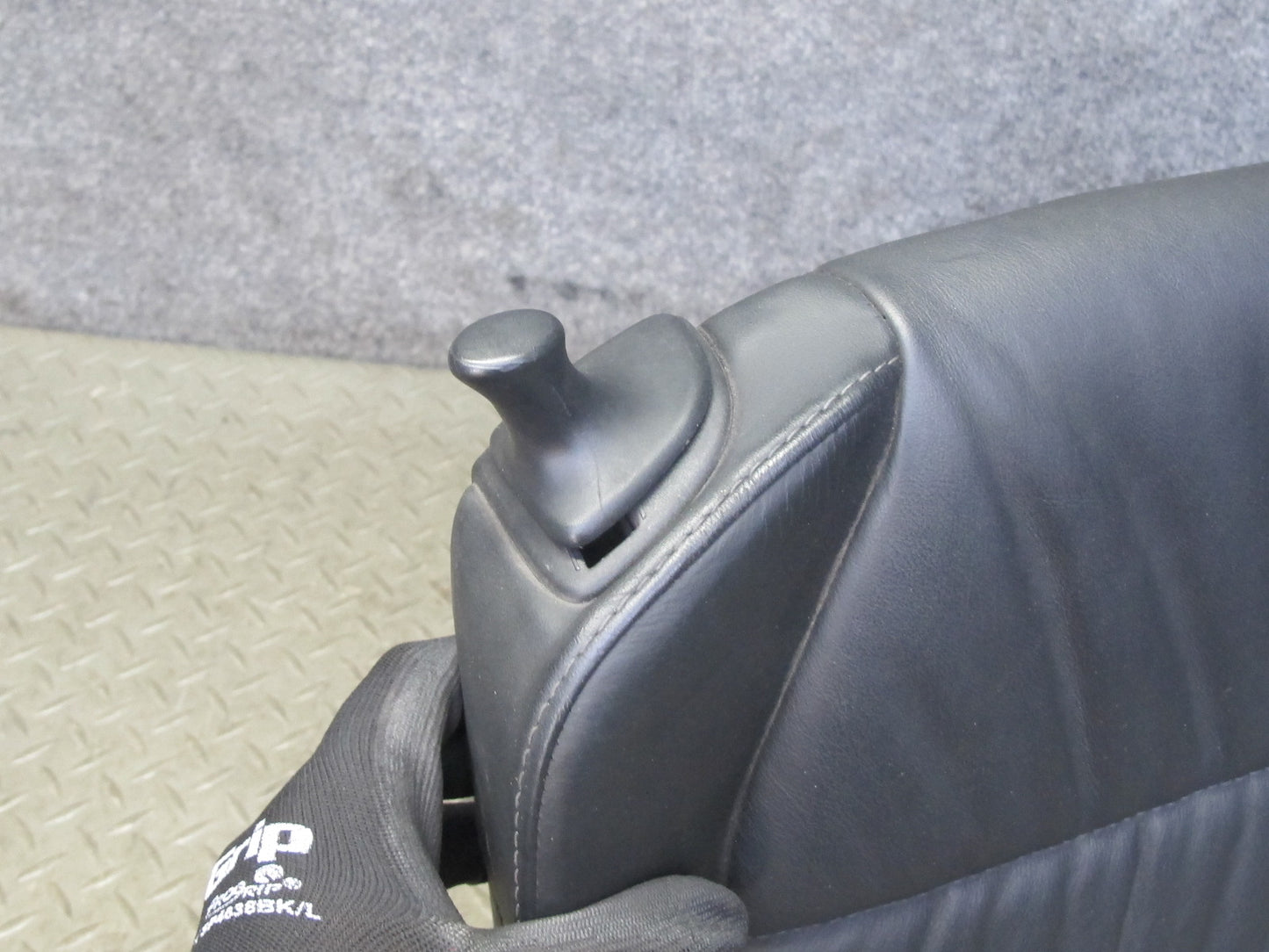 2002-2005 Porsche 911 996 Convertible Rear Right Seat Upper Leather Cushion Set