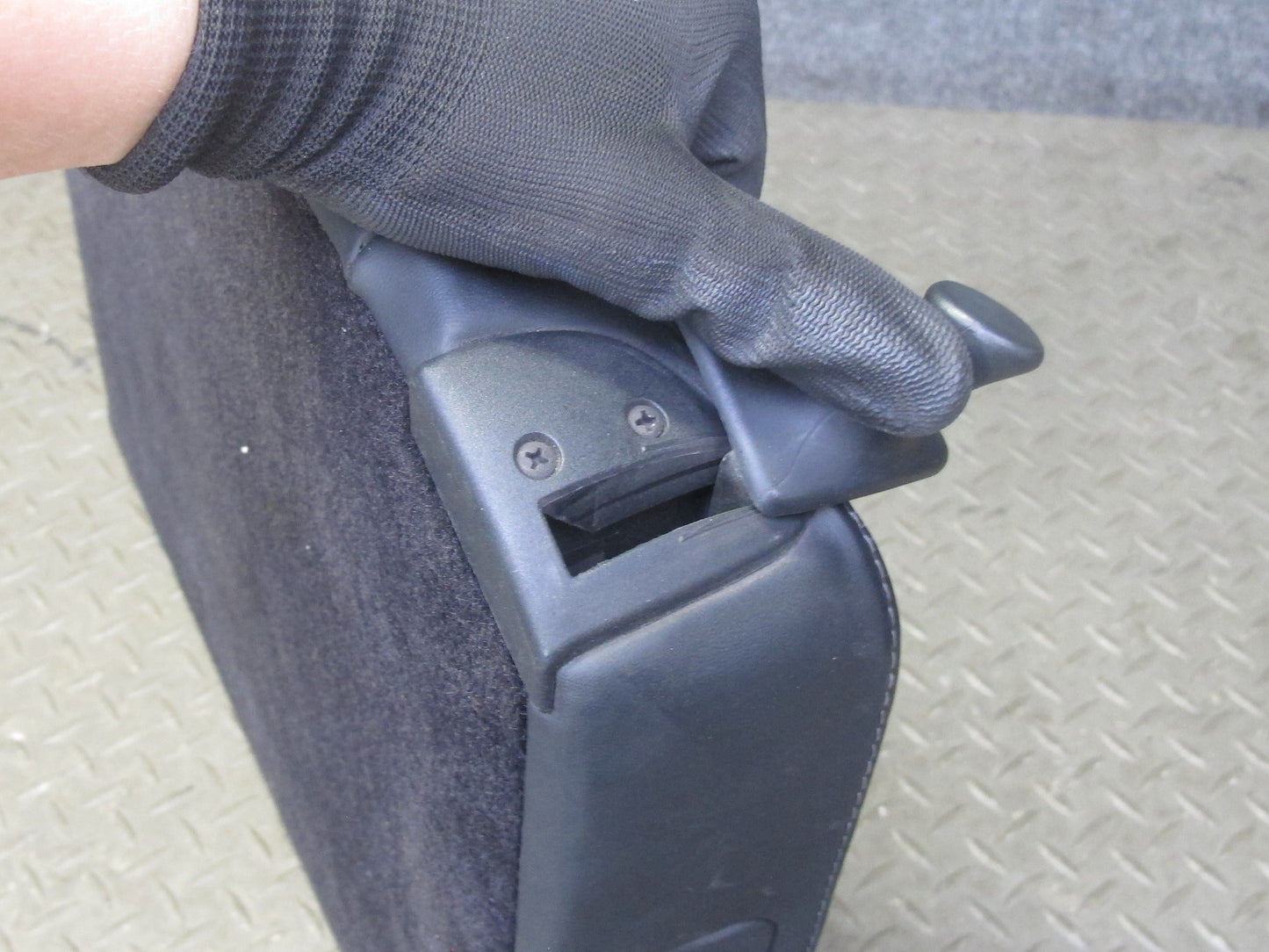 2002-2005 Porsche 911 996 Convertible Rear Right Seat Upper Leather Cushion Set