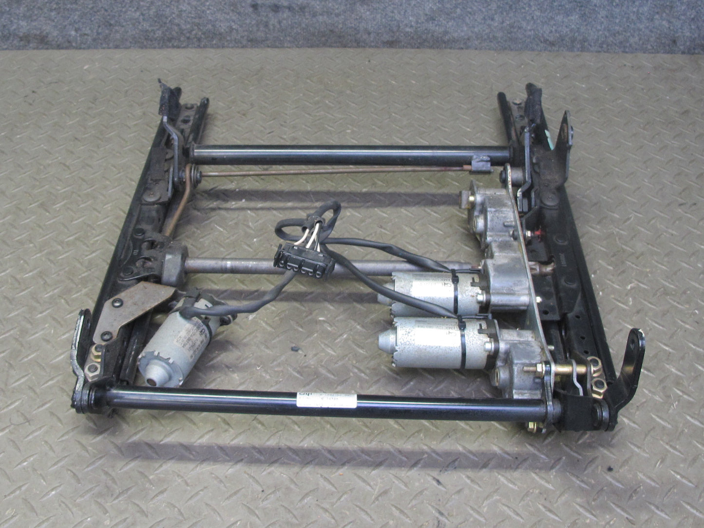 1999-2005 Porsche 911 996 Front Right Seat Lower Frame Track Rail w Motors