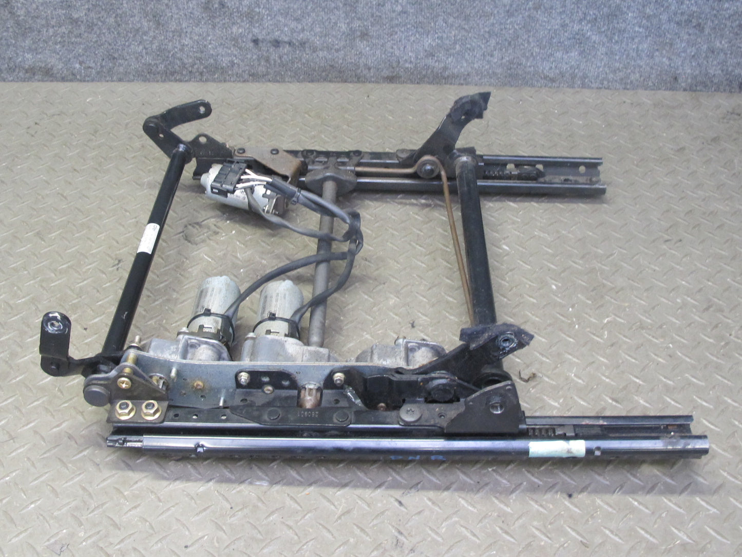 1999-2005 Porsche 911 996 Front Right Seat Lower Frame Track Rail w Motors