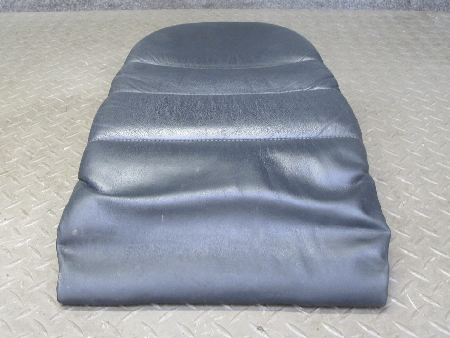 1999-2005 Porsche 911 996 Front Right Upper Seat Backrest Cushion Black