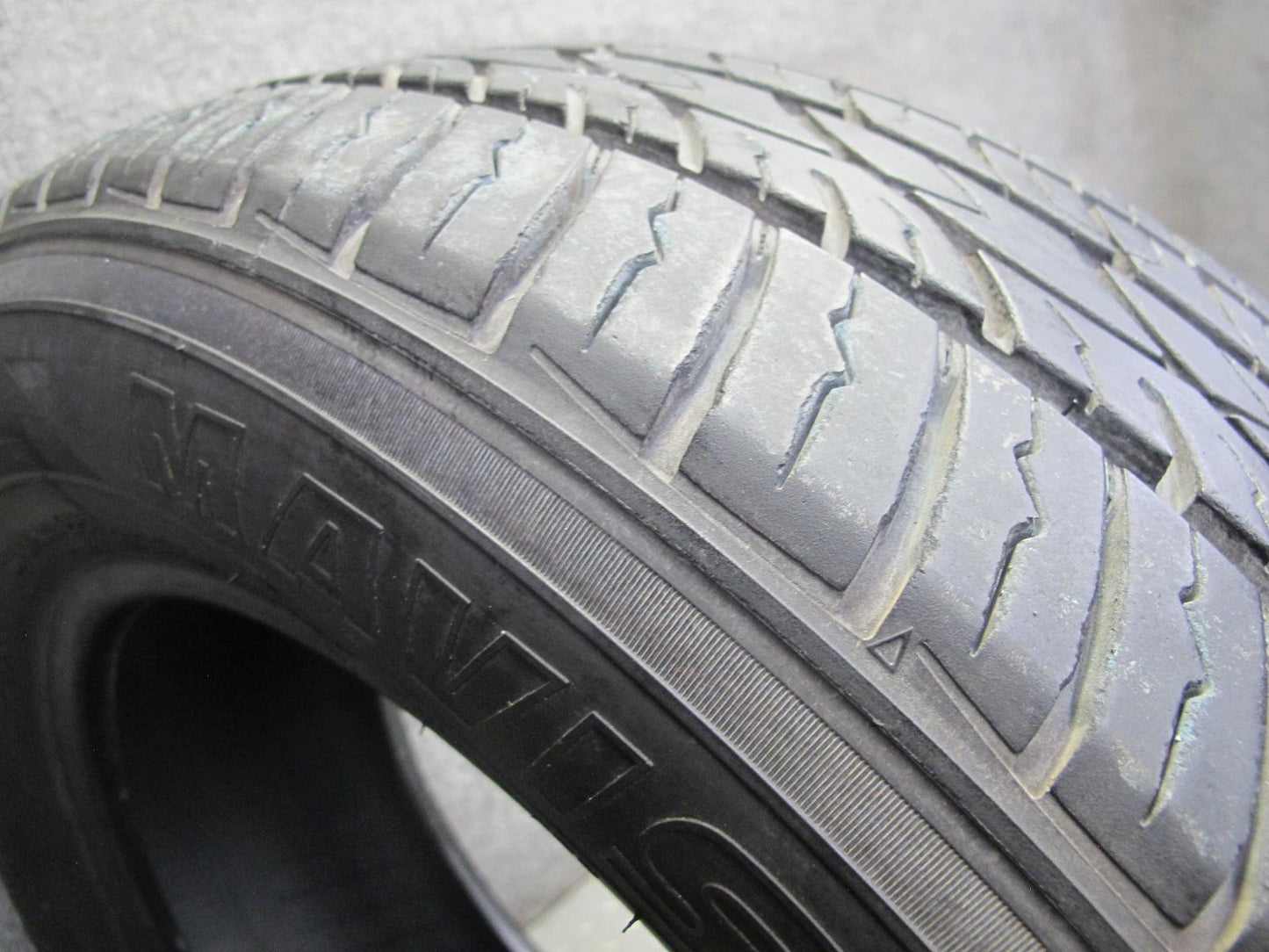 Set of 2 Mavis Highway Touring A/S Tire 215/60 R16 99H 1423 2323 9/32 Tread
