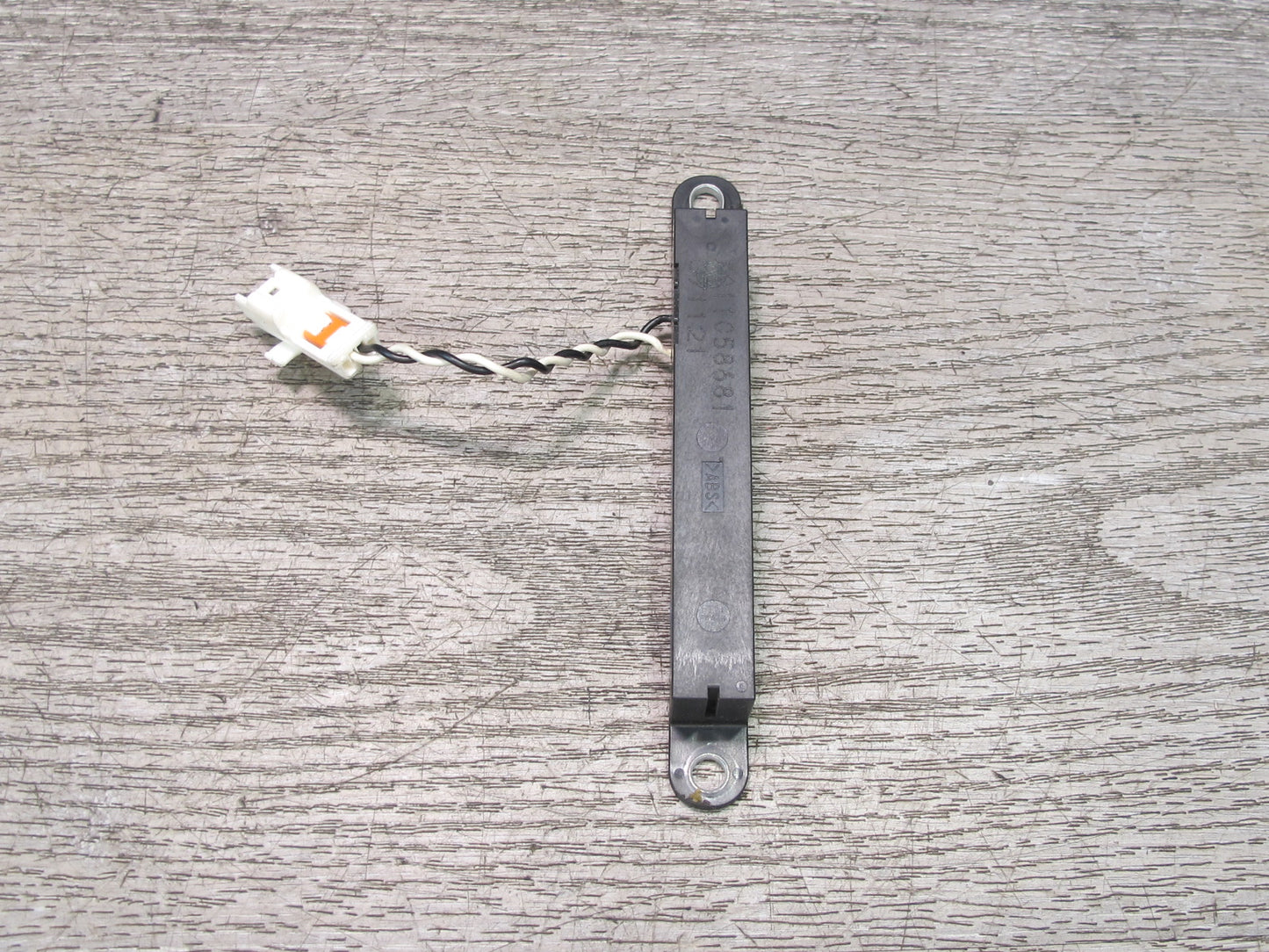 04-11 Mazda RX8 Front Left or Right  Door Keyless Antenna FE90676N1B OEM