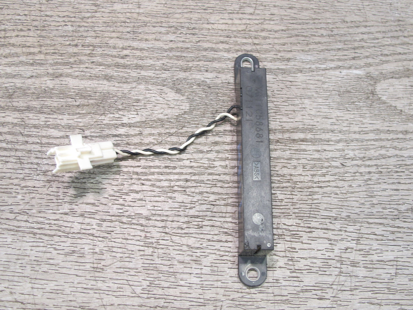 04-11 Mazda RX8 Front Right or Left Door Keyless Antenna FE90676N1B OEM