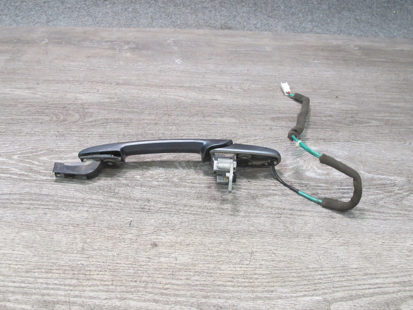06-11 Mazda RX8 Set of 2 Left & Right Exterior Door Handle Keyless Grey OEM