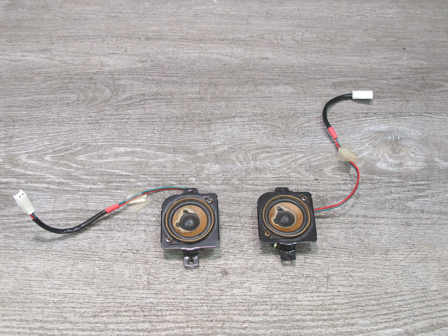 04-08 Mazda RX8 Set of 2 Rear Deck Left & Right Speaker Tweeter F15366960 OEM