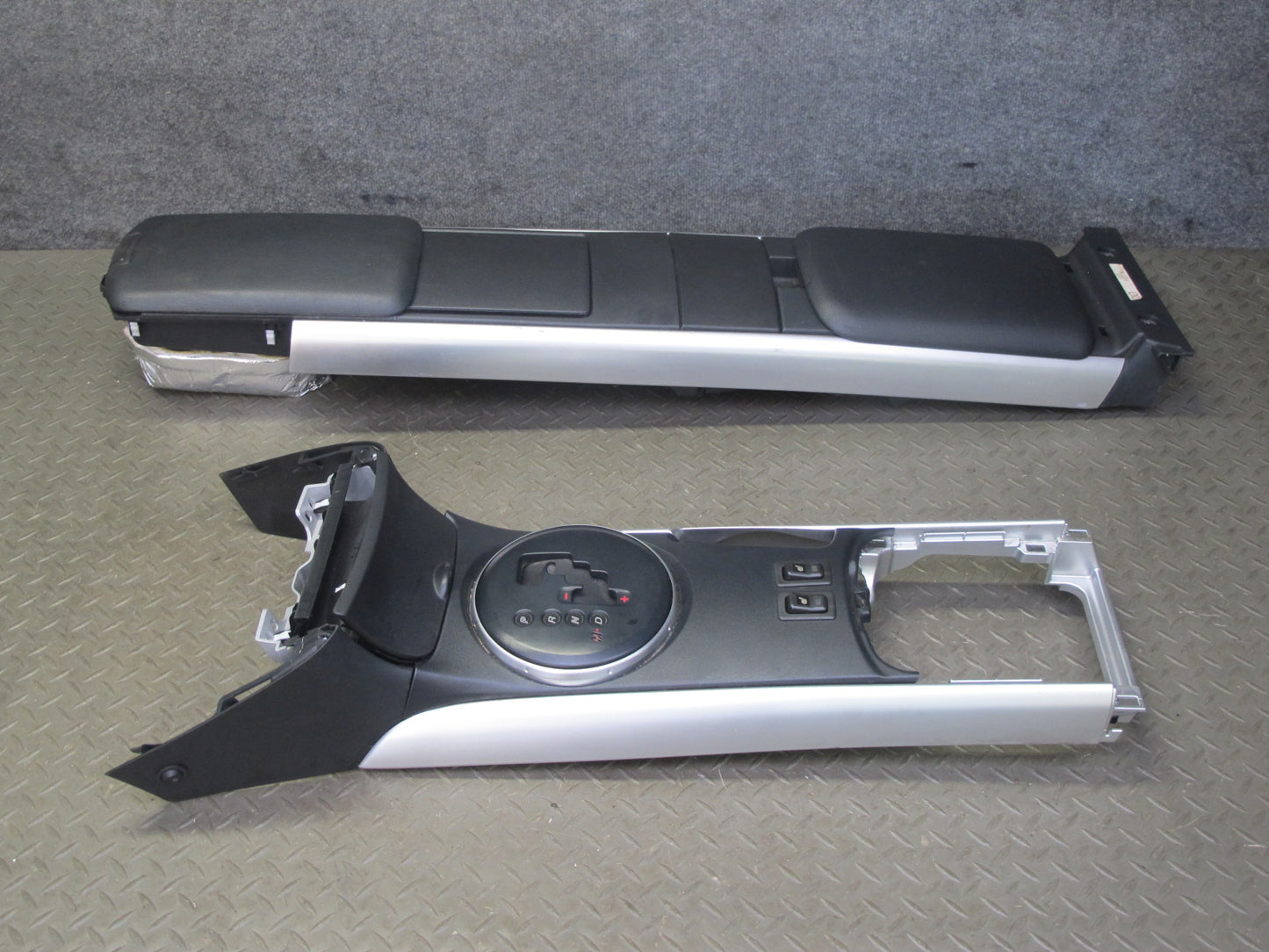 07-08 Mazda RX8 A/T Front & Rear Center Console Shifter Armrest Trim Panel OEM