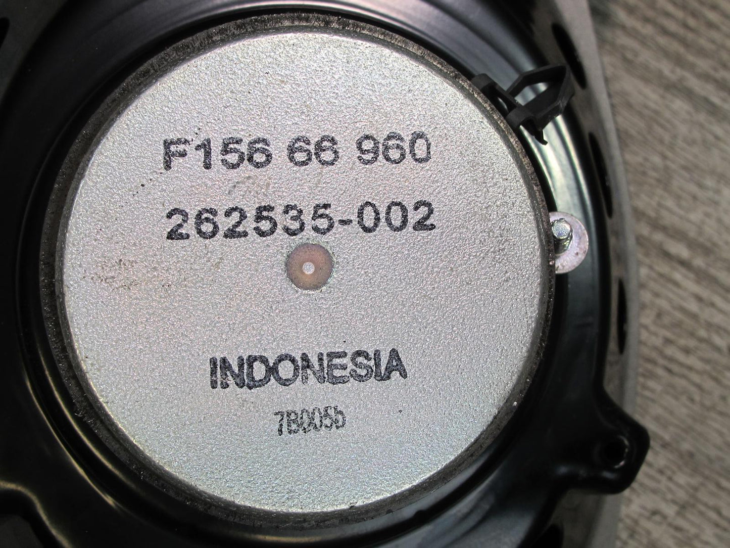 04-11 Mazda RX8 Set of 2 Rear Left & Right Door Speaker F15666960 OEM