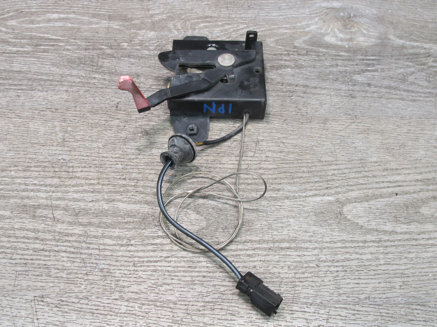 1997-2005 Porsche 911 Carrera 996 Front Hood Lock Latch 99651105302