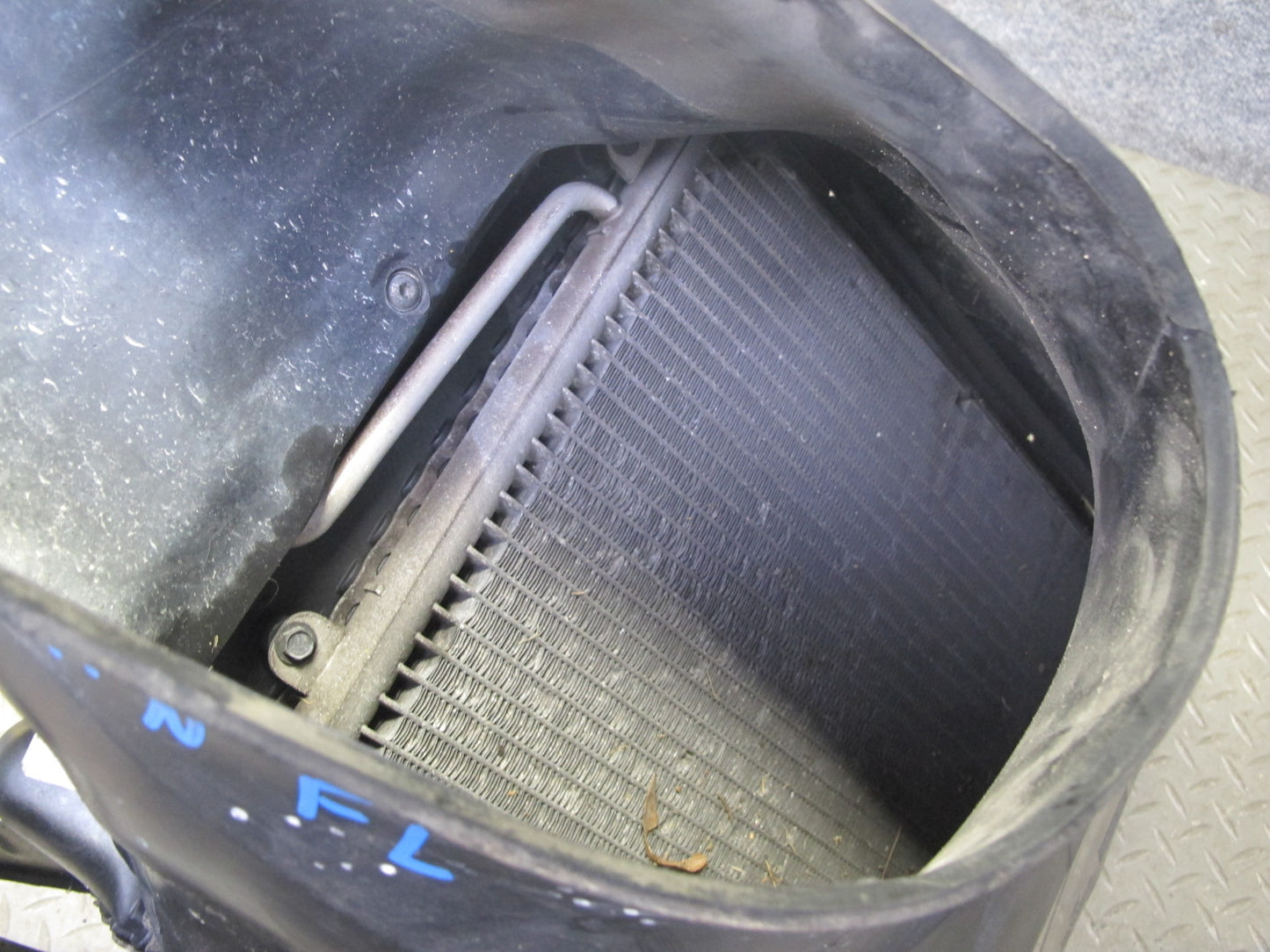 2002-2005 Porsche 911 996 3.6L Engine Left Cooling Radiator A/C Condenser Shroud