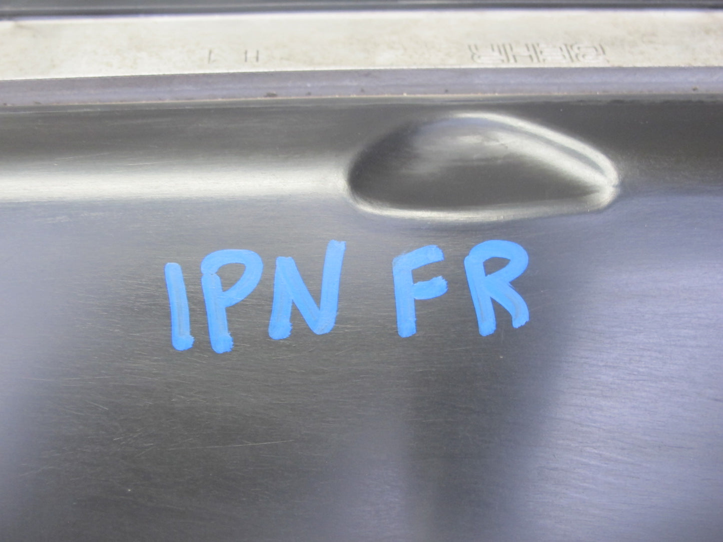 2002-2005 Porsche 911 996 3.6 Engine Right Cooling Radiator A/C Condenser Shroud