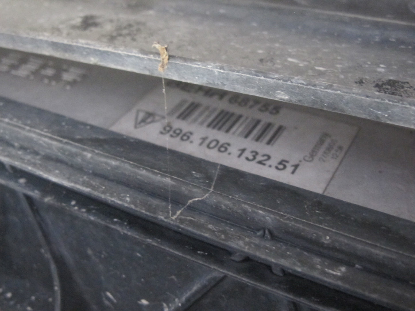 2002-2005 Porsche 911 996 3.6 Engine Right Cooling Radiator A/C Condenser Shroud