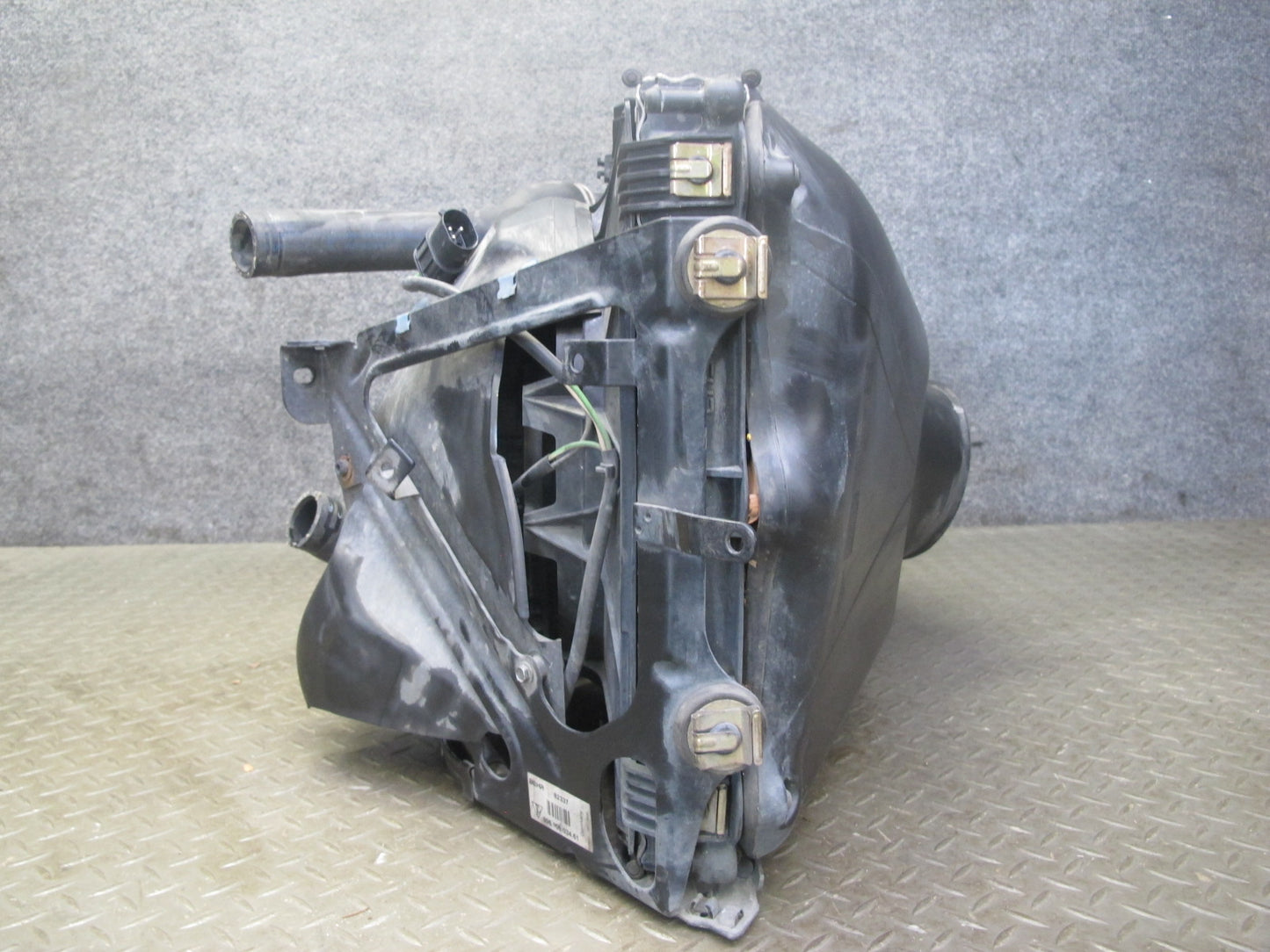 2002-2005 Porsche 911 996 3.6 Engine Right Cooling Radiator A/C Condenser Shroud