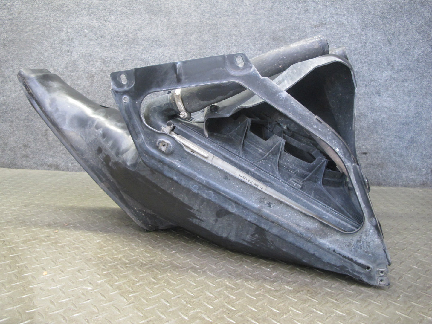 2002-2005 Porsche 911 996 3.6 Engine Right Cooling Radiator A/C Condenser Shroud