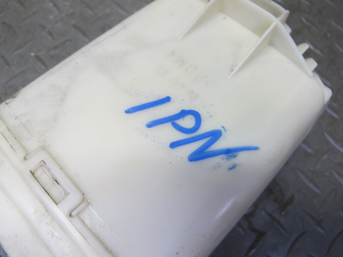 2002-2005 Porsche 911 996 3.6L Fuel Pump Level Sensor Sending Unit Set of 2