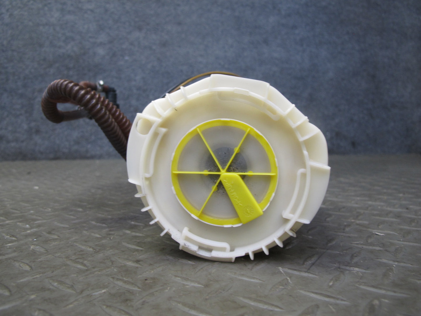 2002-2005 Porsche 911 996 3.6L Fuel Pump Level Sensor Sending Unit Set of 2