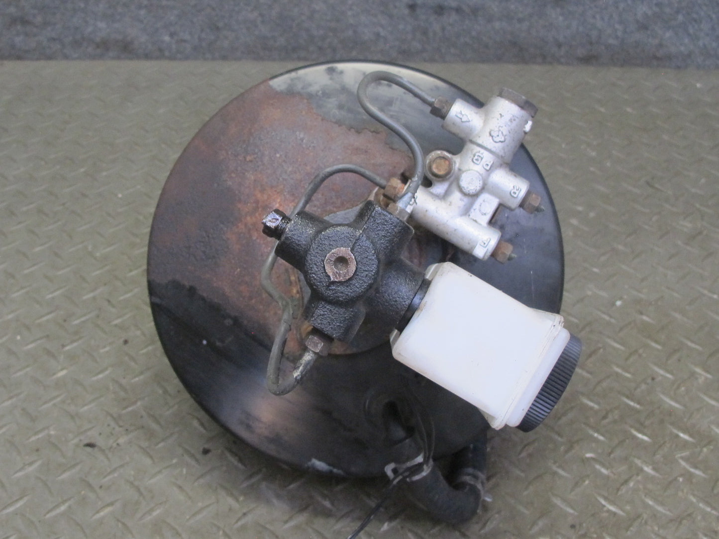 86-88 Mazda RX7 FC3S NON Turbo Brake Master Cylinder Booster Fluid Reservoir OEM