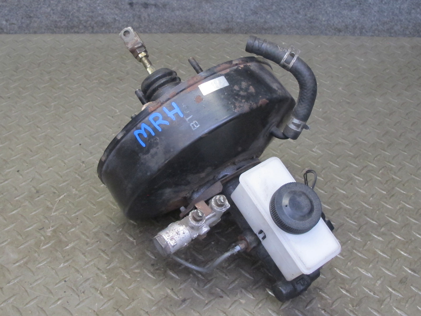 86-88 Mazda RX7 FC3S NON Turbo Brake Master Cylinder Booster Fluid Reservoir OEM
