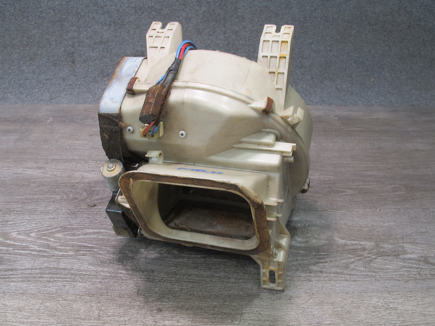 1988 Mazda RX7 FC3S M/T A/C Hvac Blower Motor Fan Box Assy FB05-61-140 OEM