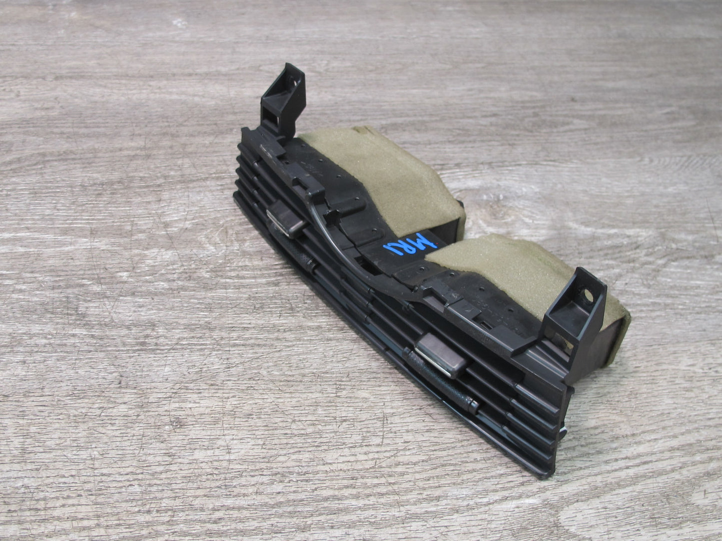 04-08 Mazda RX8 Dash Center Air Vent F15164930 OEM