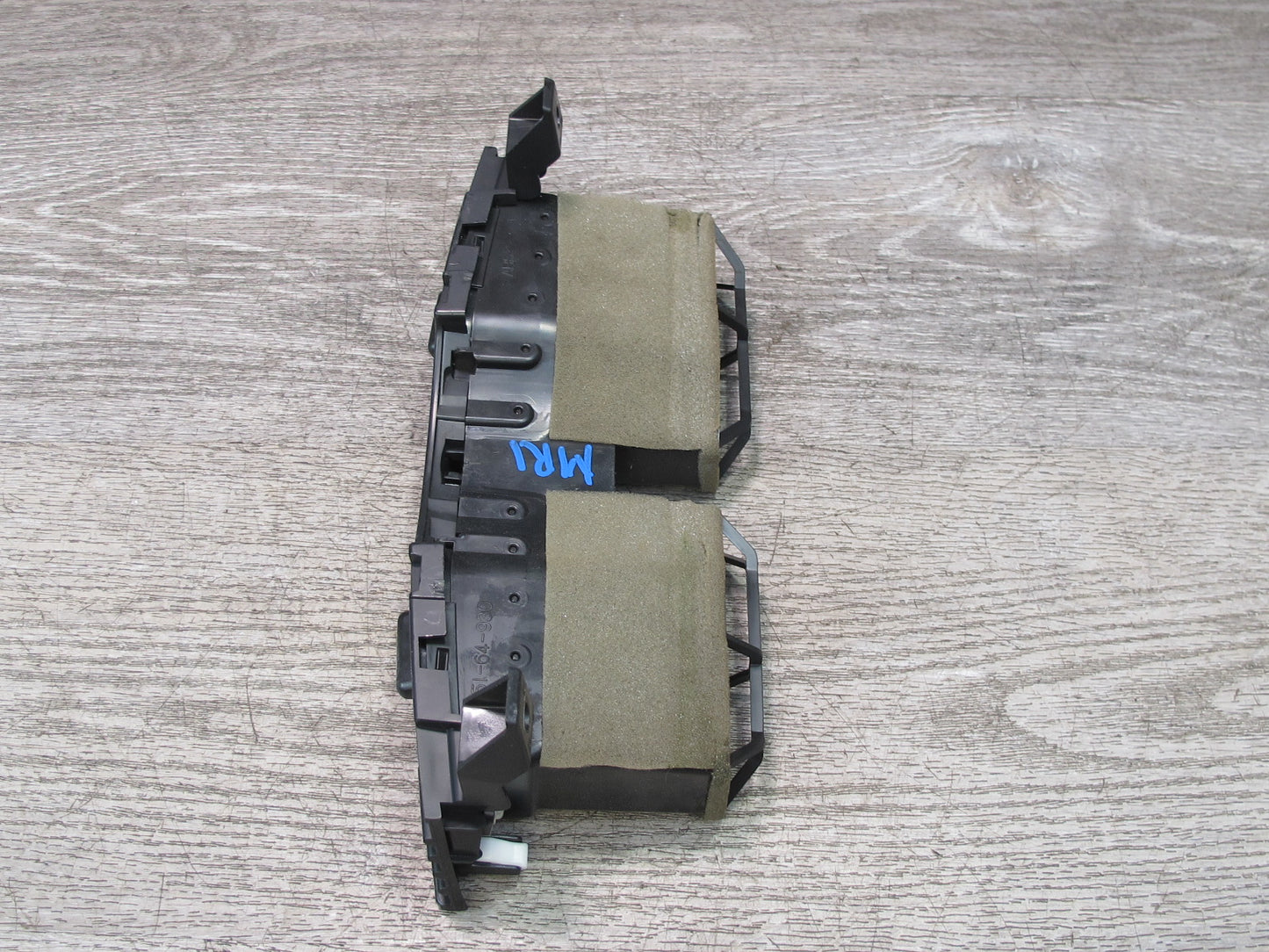 04-08 Mazda RX8 Dash Center Air Vent F15164930 OEM