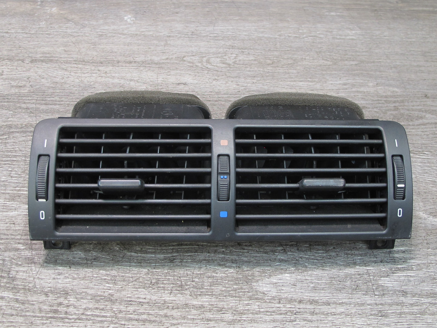 01-06 BMW E46 330Ci 3-SERIES Set of 2 Dash Front Right & Center Air Vent OEM
