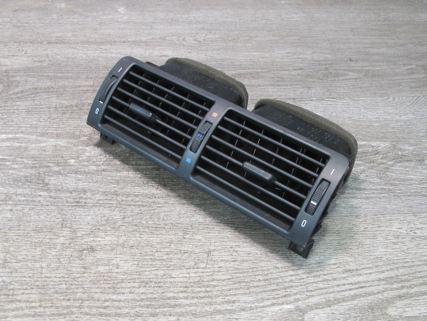 01-06 BMW E46 330Ci 3-SERIES Set of 2 Dash Front Right & Center Air Vent OEM