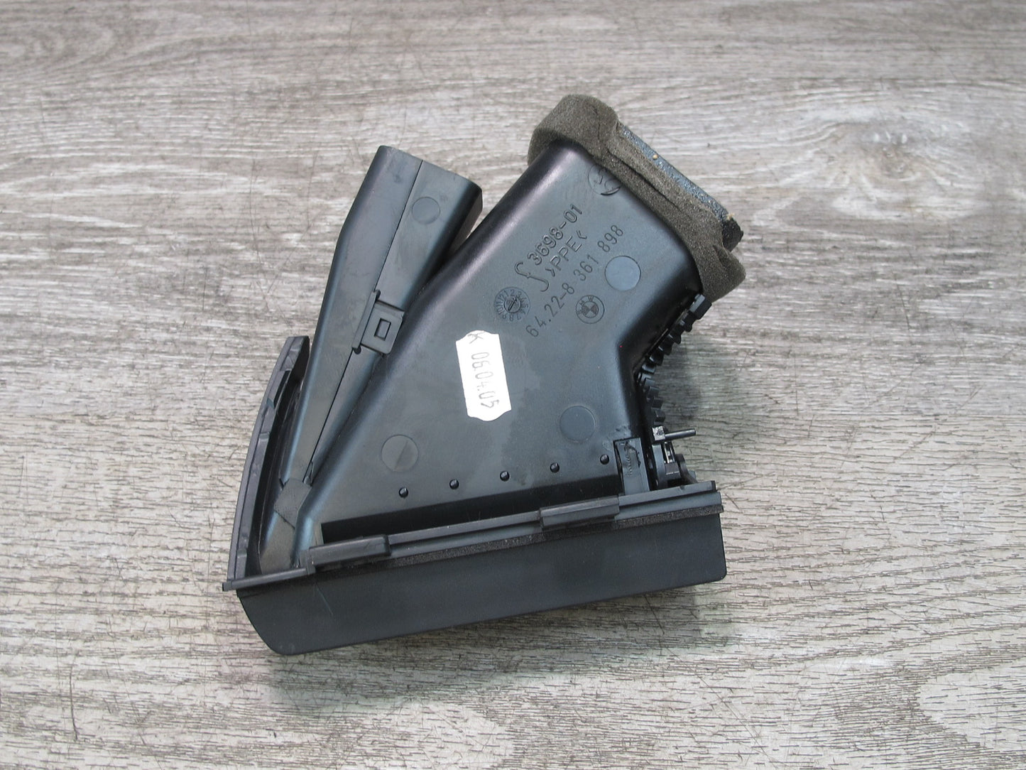 01-06 BMW E46 330Ci 3-SERIES Set of 2 Dash Front Right & Center Air Vent OEM