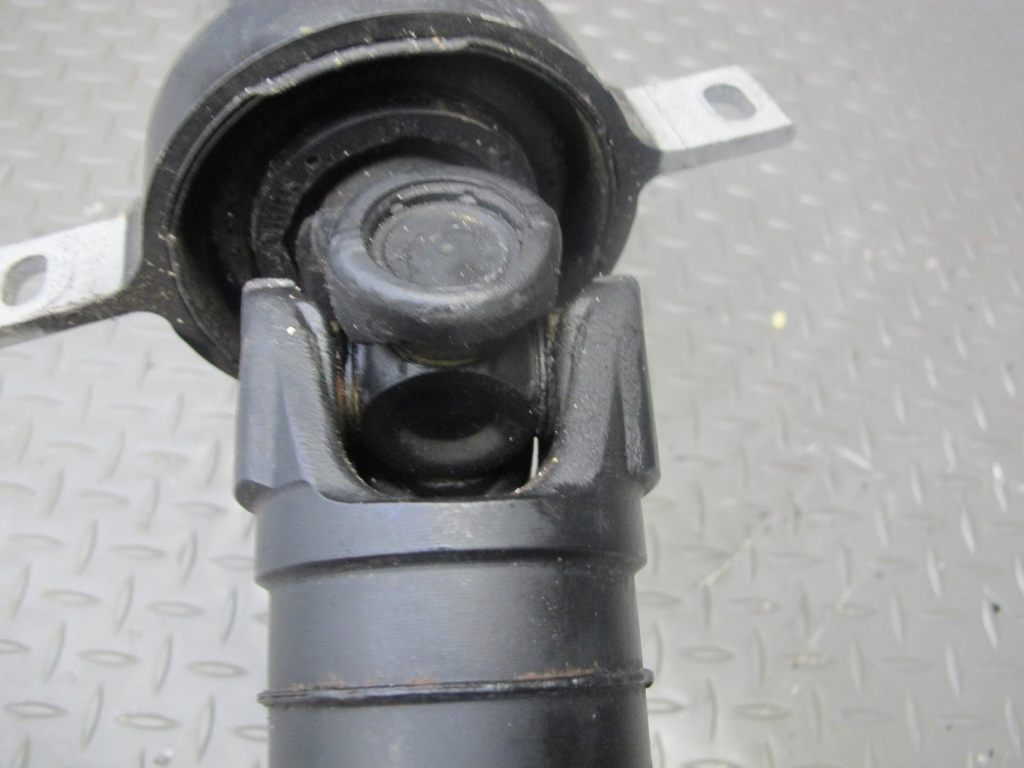2008-2014 BMW E71 E72 X6 X6M AWD Rear Driveshaft Drive Shaft 86K Miles 7564398