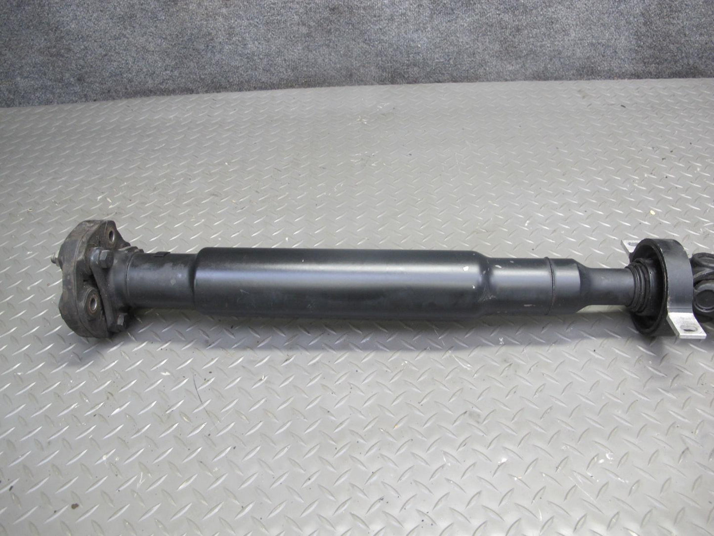 2008-2014 BMW E71 E72 X6 X6M AWD Rear Driveshaft Drive Shaft 86K Miles 7564398
