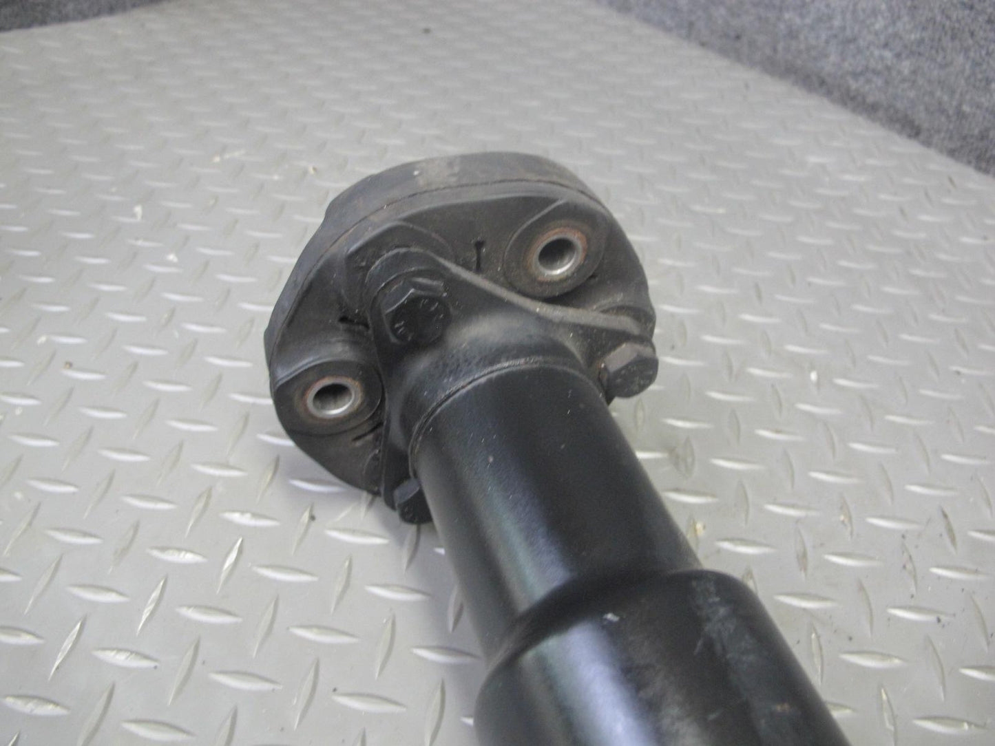 2008-2014 BMW E71 E72 X6 X6M AWD Rear Driveshaft Drive Shaft 86K Miles 7564398