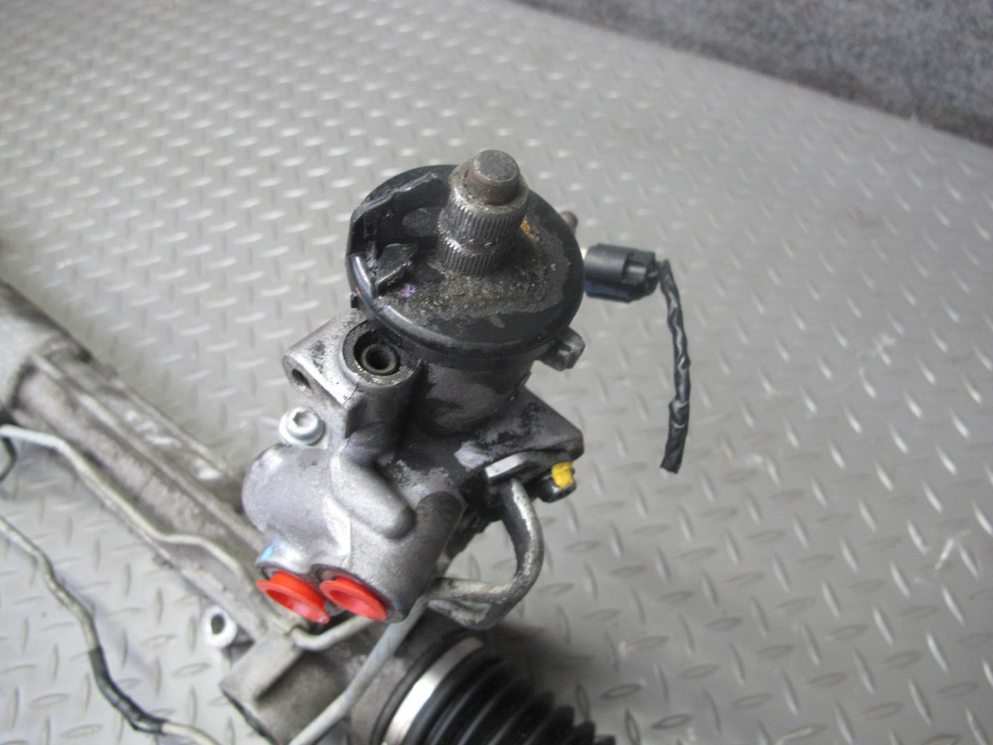 2010-2014 BMW E70 E71 X5M X6M Hydro Power Steering Rack & Pinion 86K 6788972