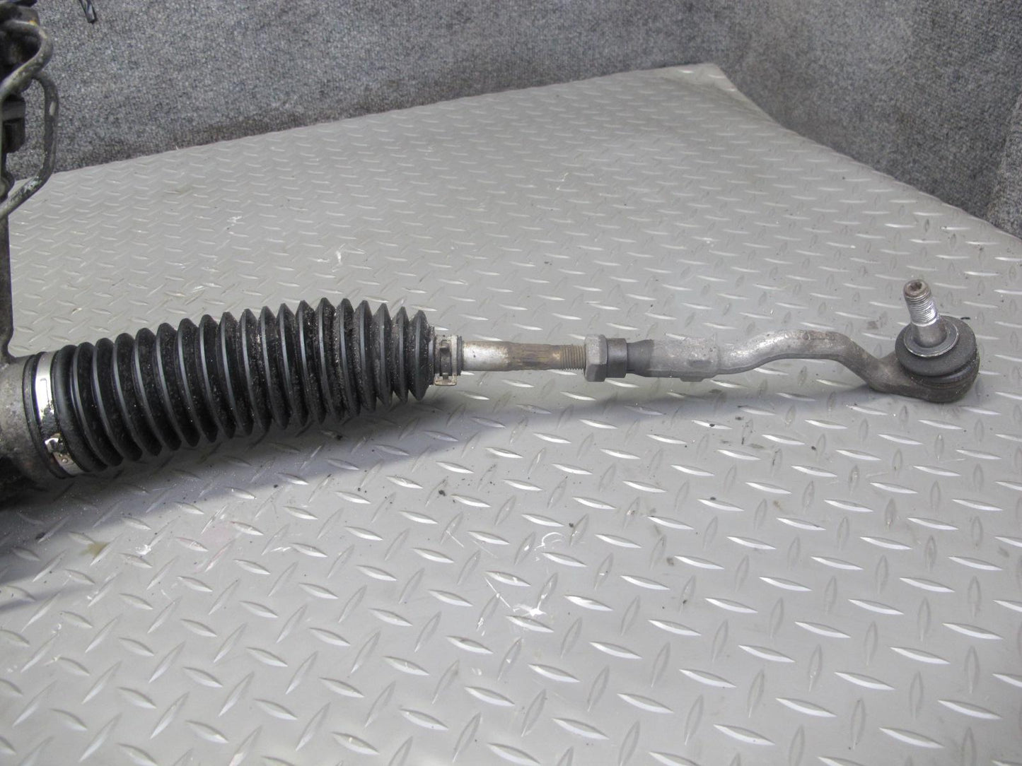 2010-2014 BMW E70 E71 X5M X6M Hydro Power Steering Rack & Pinion 86K 6788972