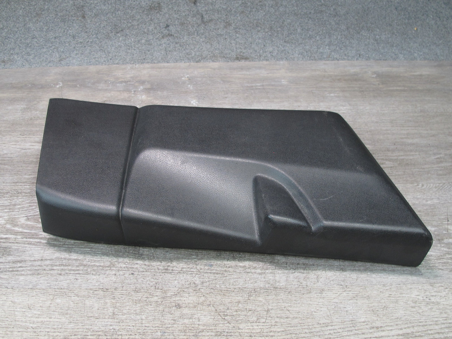 2017-2020 Maserati Levante M161 Interior Right Side B Pillar Lower Trim Panel