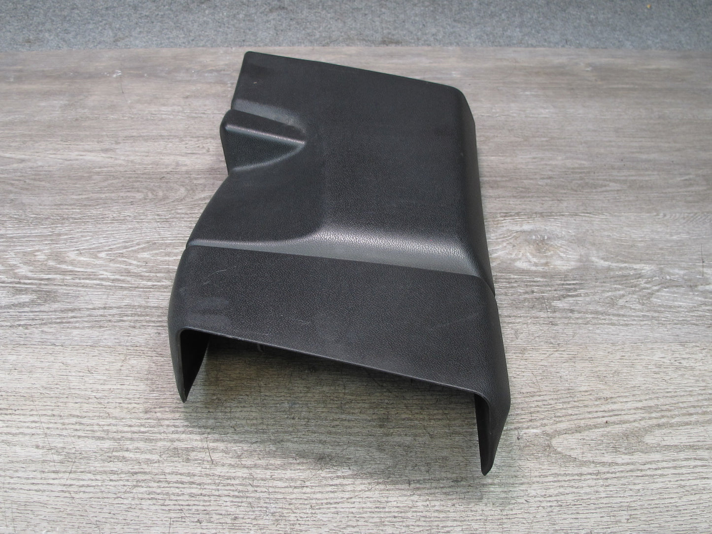 2017-2020 Maserati Levante M161 Interior Left Side B Pillar Lower Trim Panel