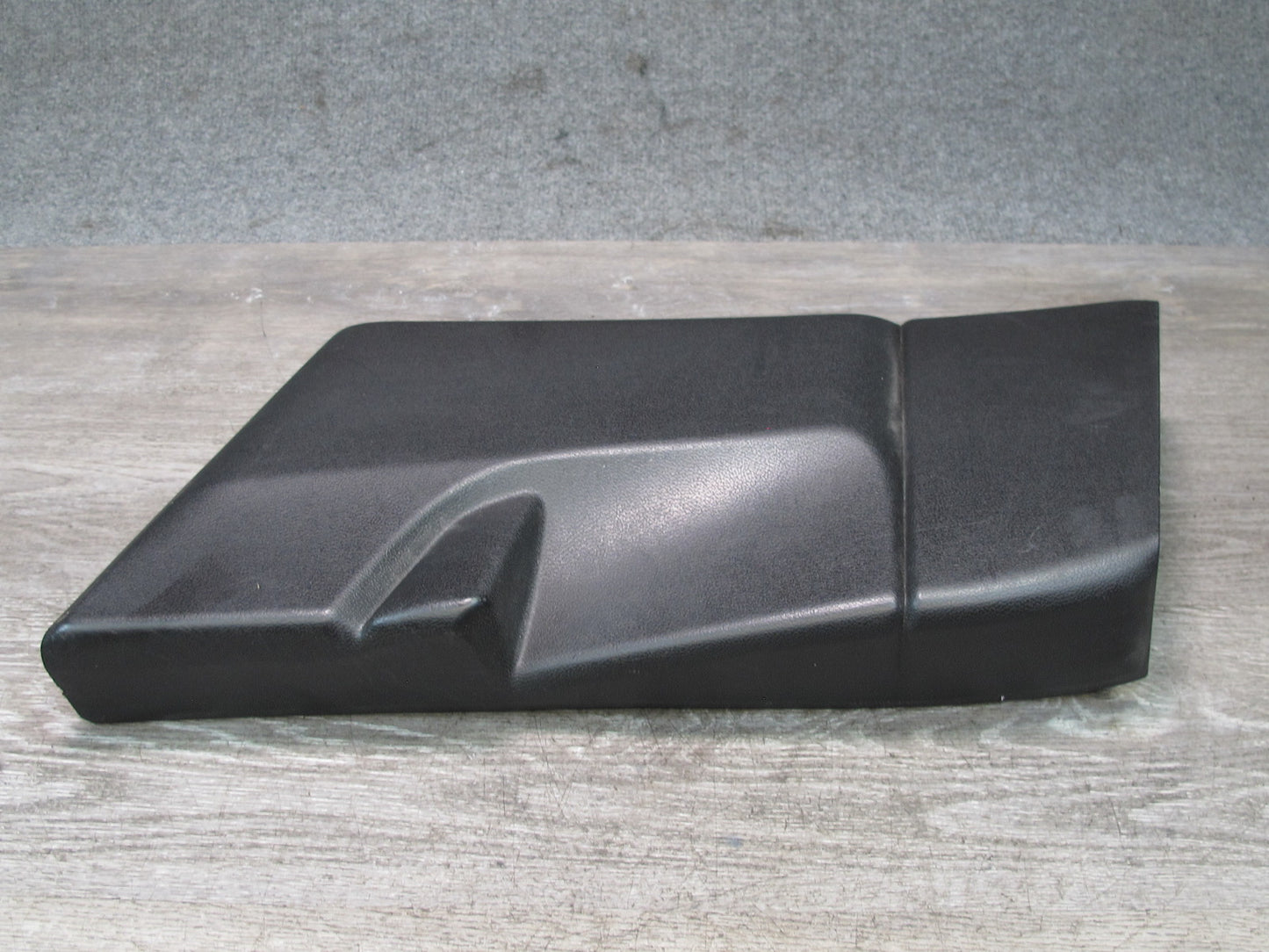 2017-2020 Maserati Levante M161 Interior Left Side B Pillar Lower Trim Panel