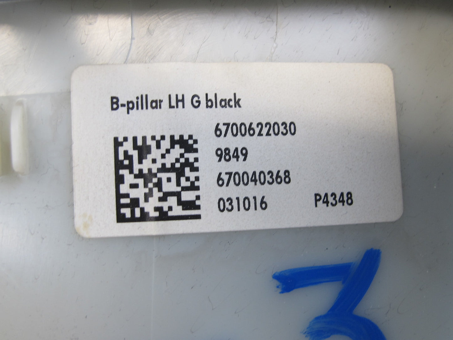 2017-2020 Maserati Levante M161 Interior Left Side B Pillar Upper Trim Panel