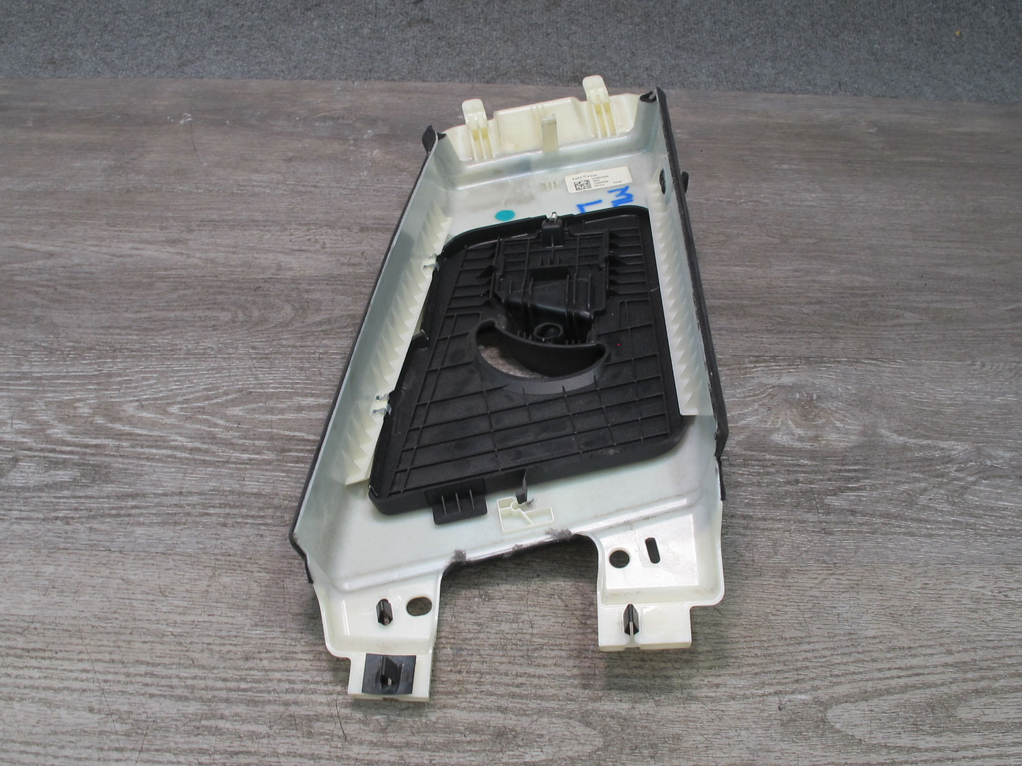 2017-2020 Maserati Levante M161 Interior Left Side B Pillar Upper Trim Panel